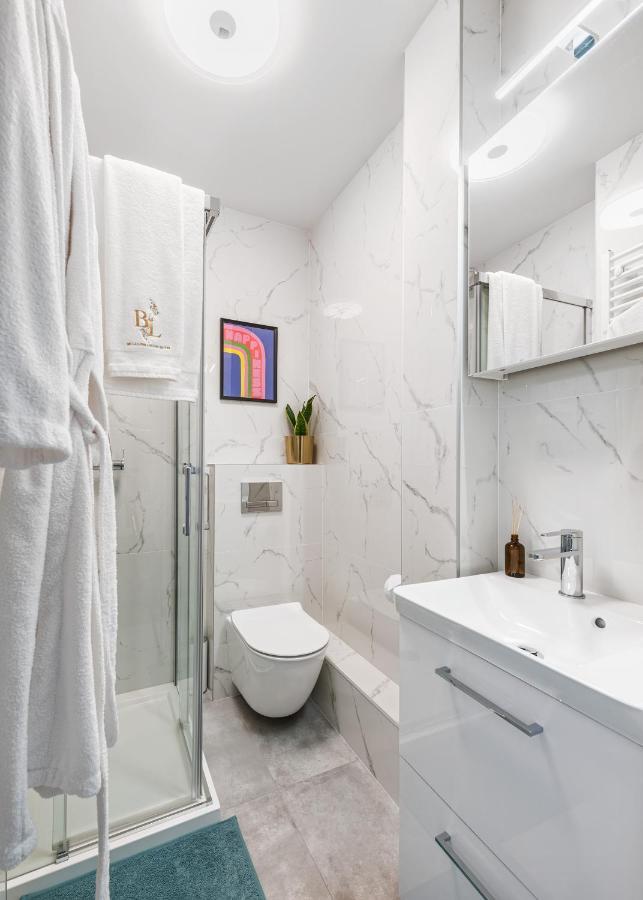 Apartment Bella Luna Luxury - Oasis Gem In Warsaw