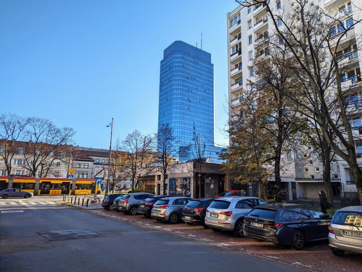 Bella Luna Luxury - Oasis Gem In Warsaw